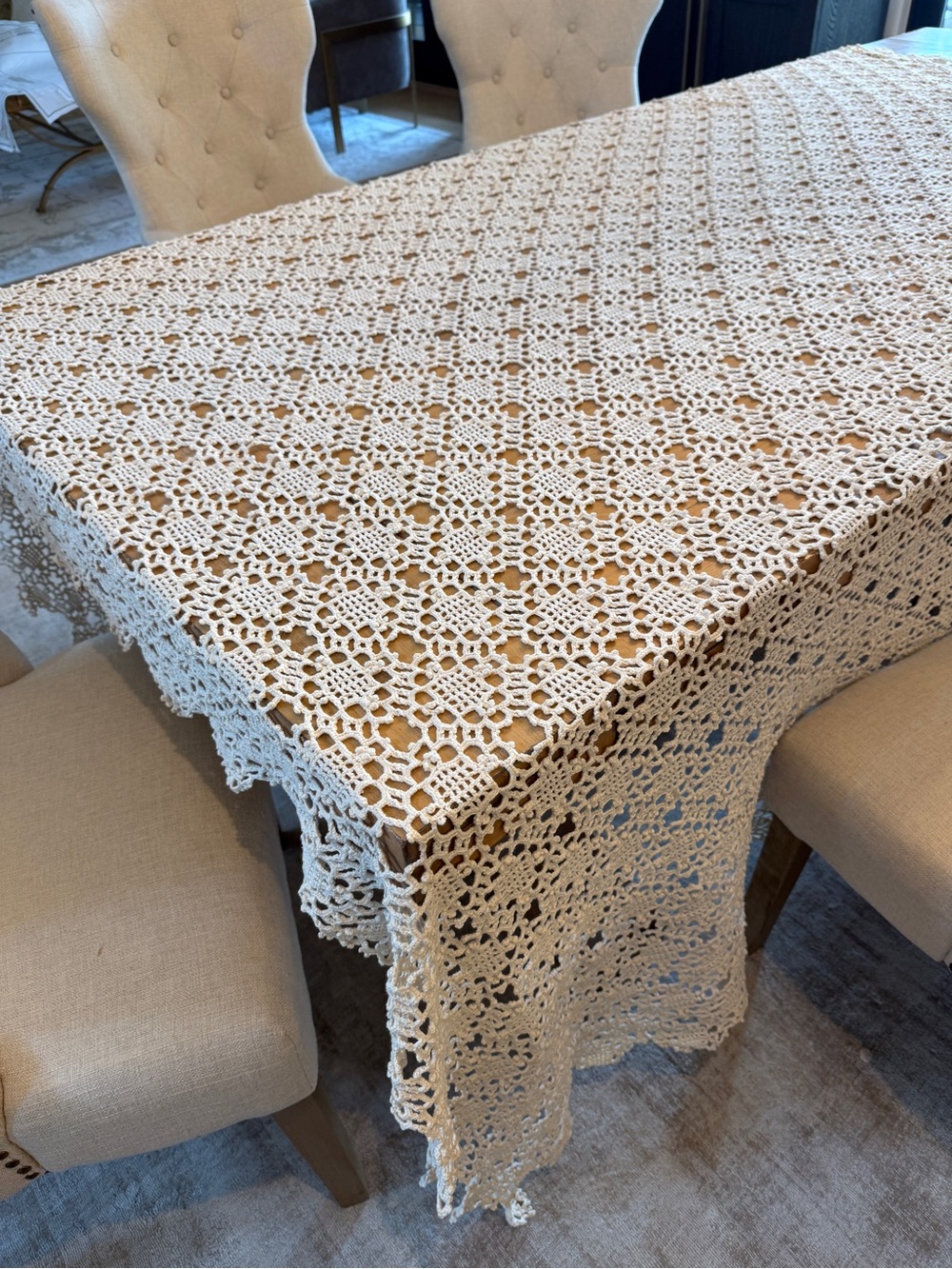 Vintage Hand Crocheted Ivory Lace Tablecloth 86x94